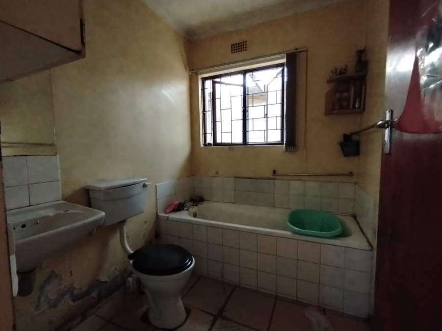 3 Bedroom Property for Sale in Devon Park Western Cape